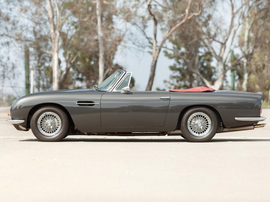  Aston Martin DB6 Volante (3635/R) 1967 года  (фото 13 из 32)